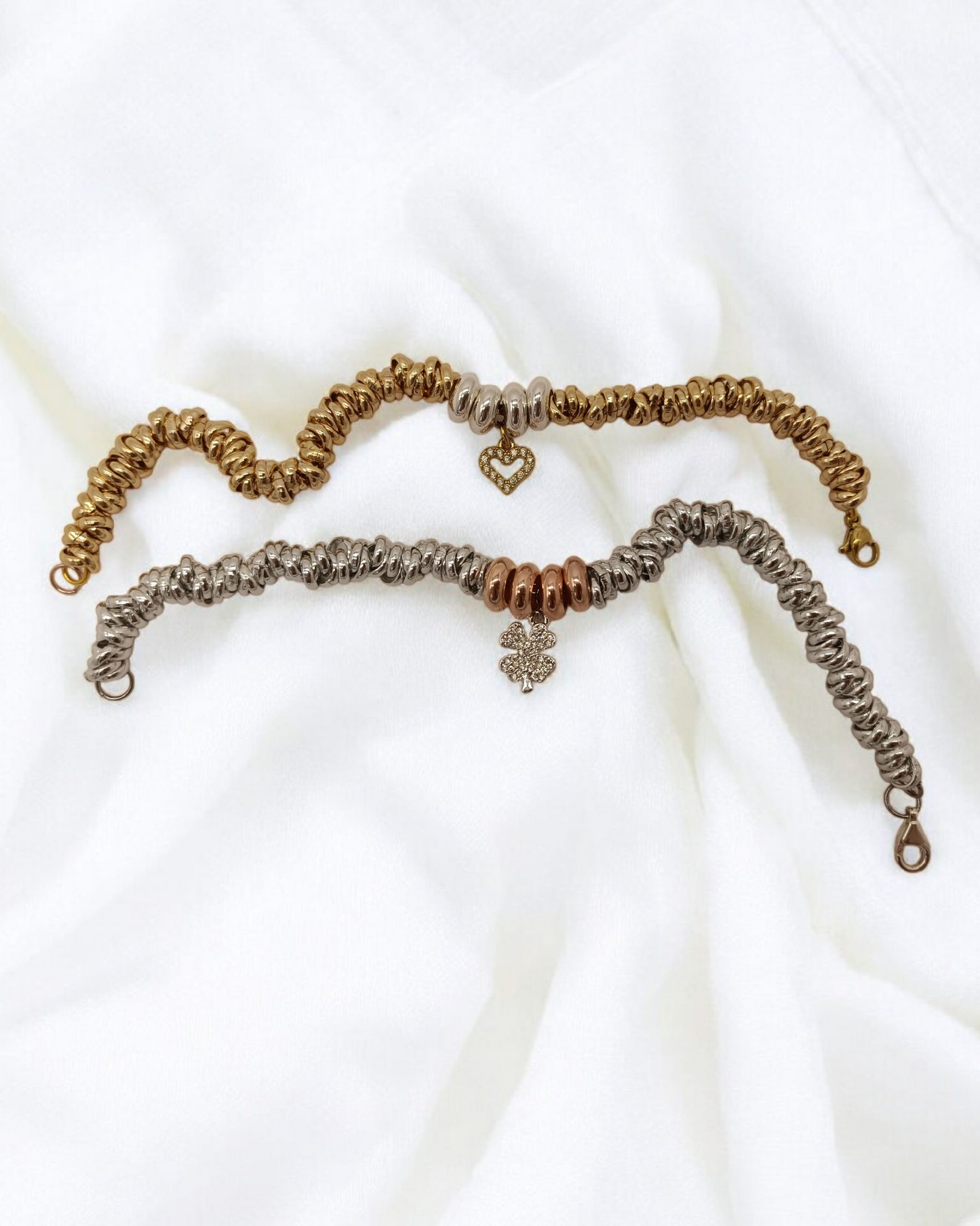 Bracciale nodini rondelle e charms