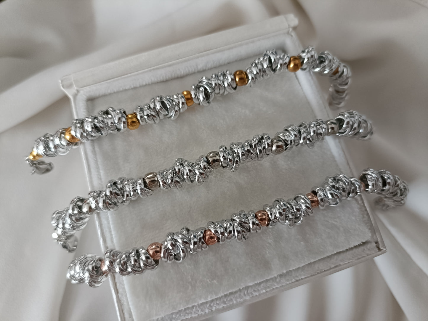 Bracciale nodini e sfere