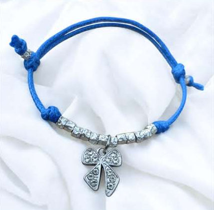 Bracciale cordino, 12 granelli e ciondolo fiocco