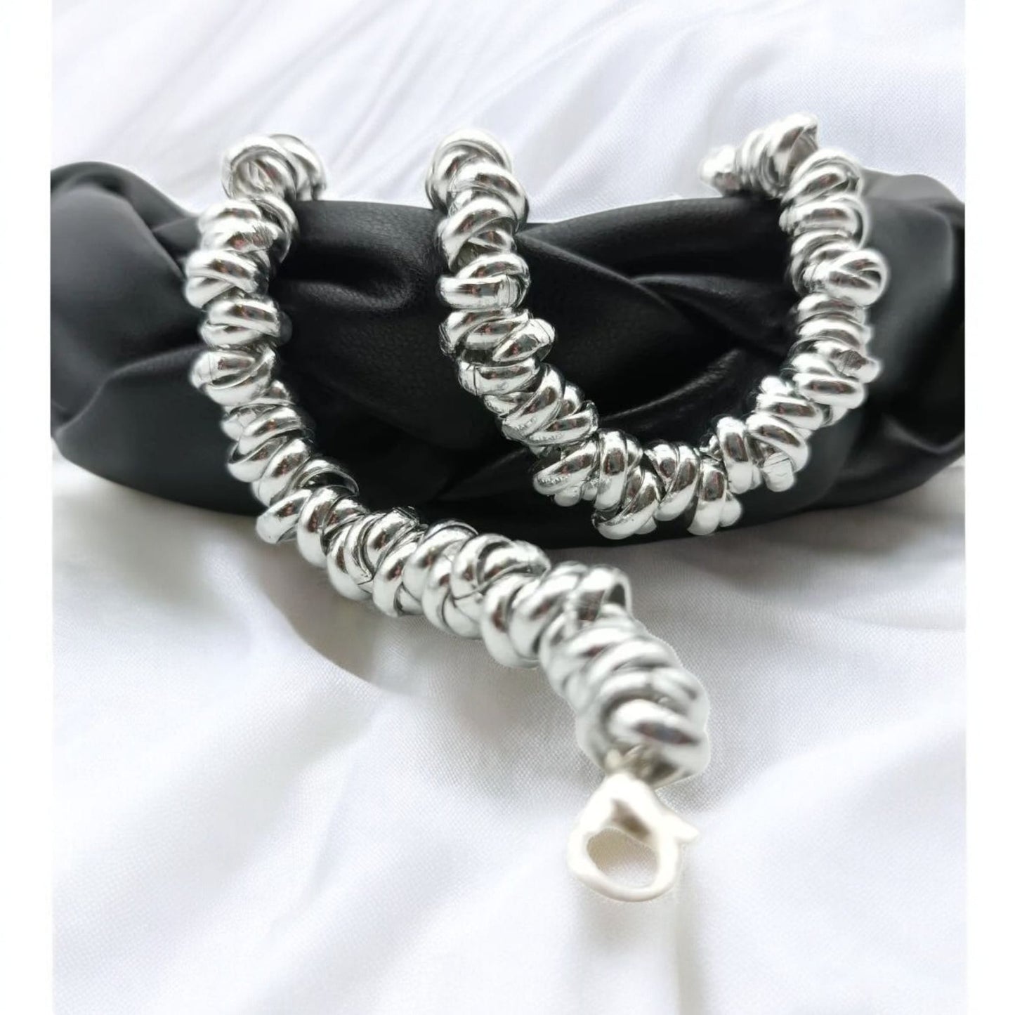 Bracciali nodini senza ciondoli