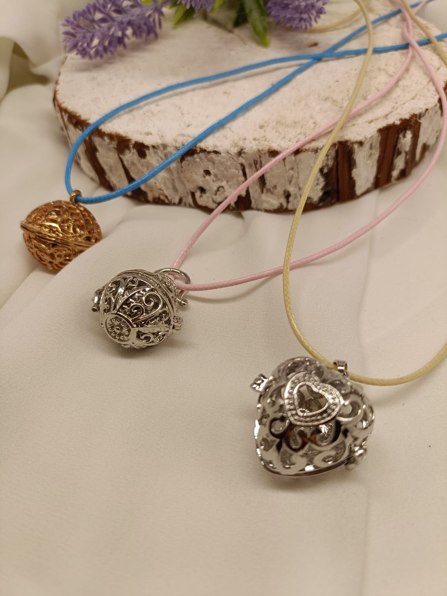 Collana chiama angeli cordino colorato