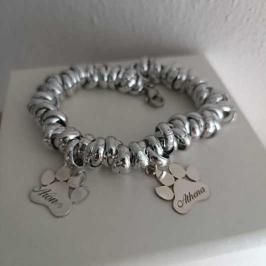 Bracciale nodini con doppio ciondolo inciso