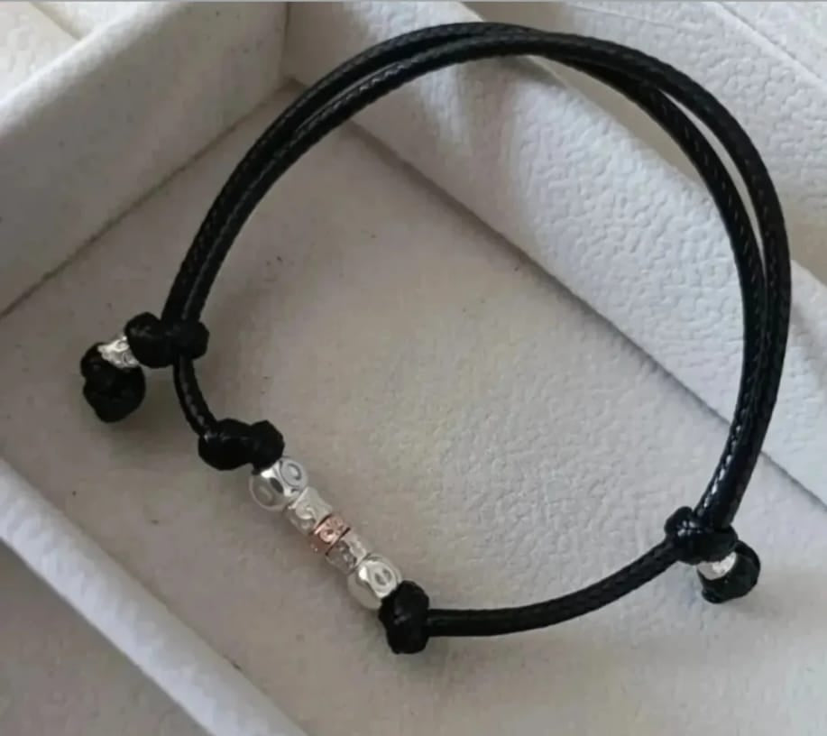 Bracciale nodino baby 5 granelli senza ciondoli