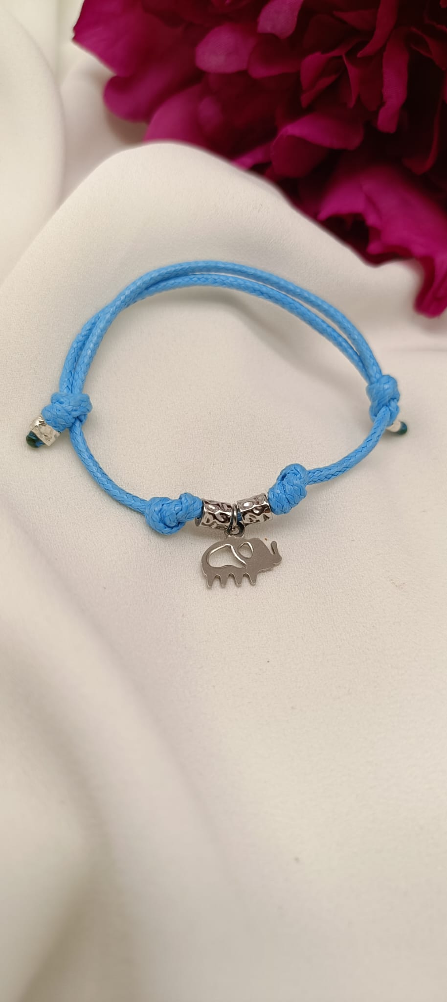 Bracciale cordino colorato e ciondolo elefantino