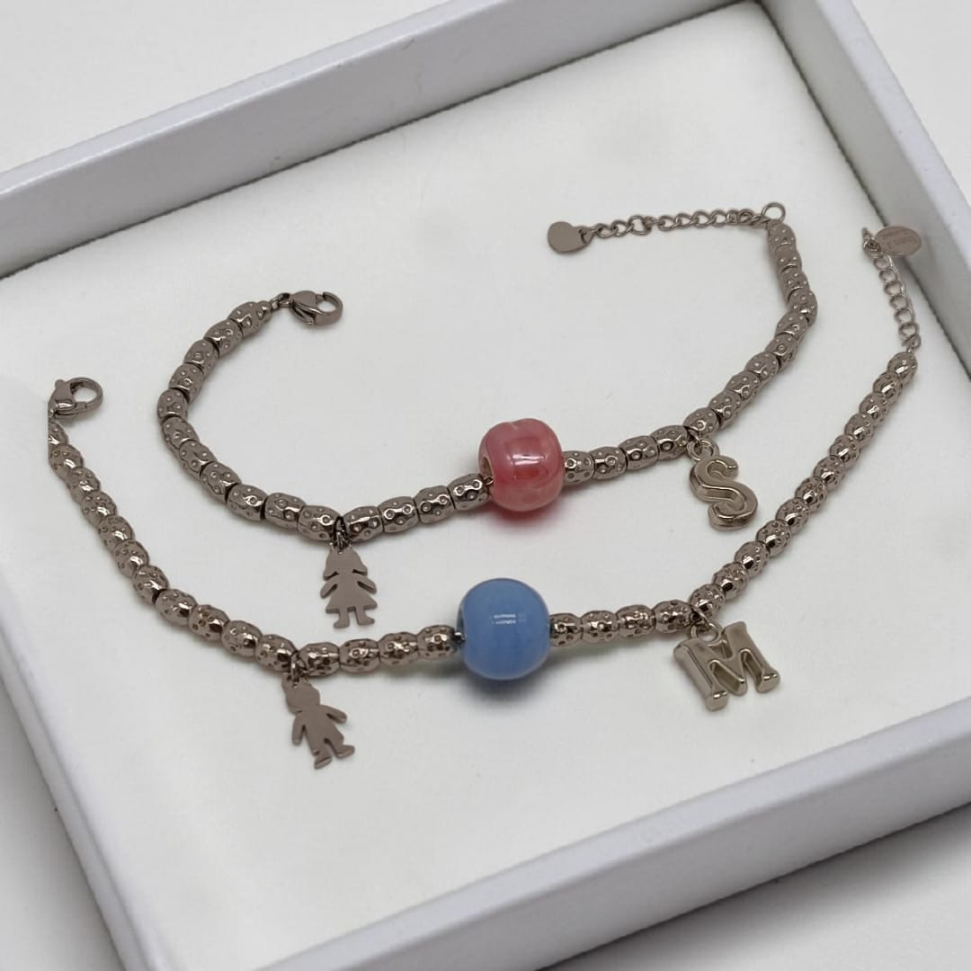 Bracciale pepite, sfere ceramica colorate e charms