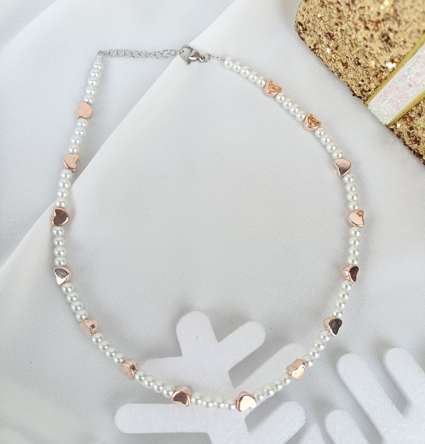 Collana perle di fiume con cuori