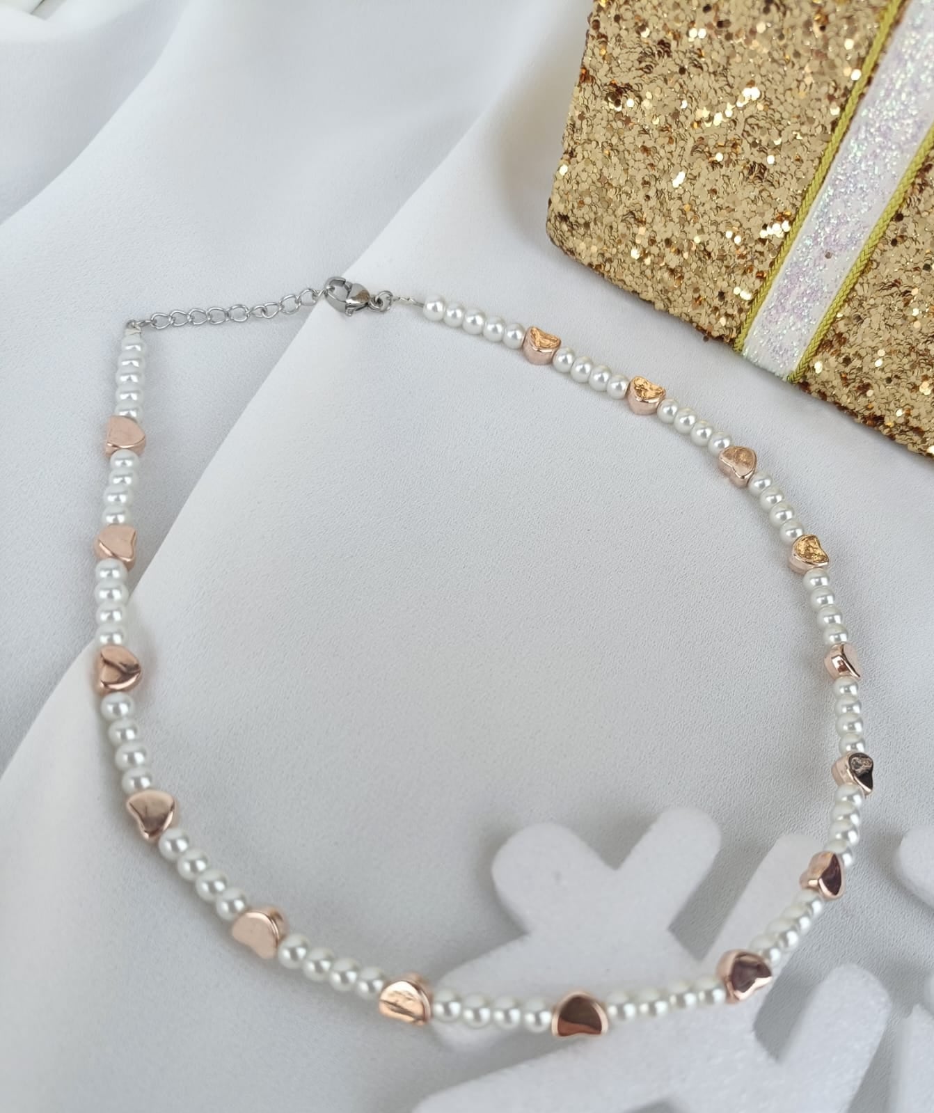 Collana perle di fiume con cuori