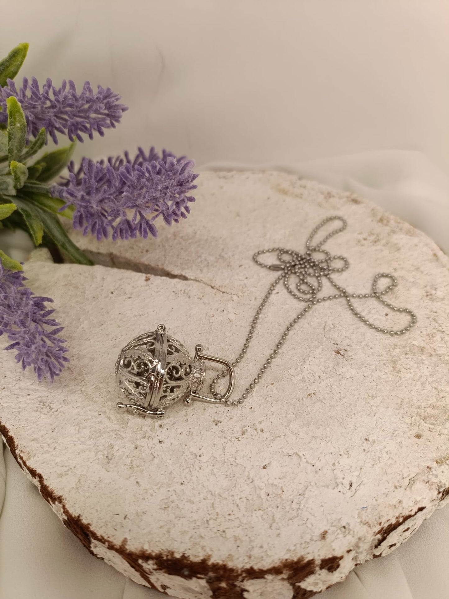 Collana chiama angeli tondo