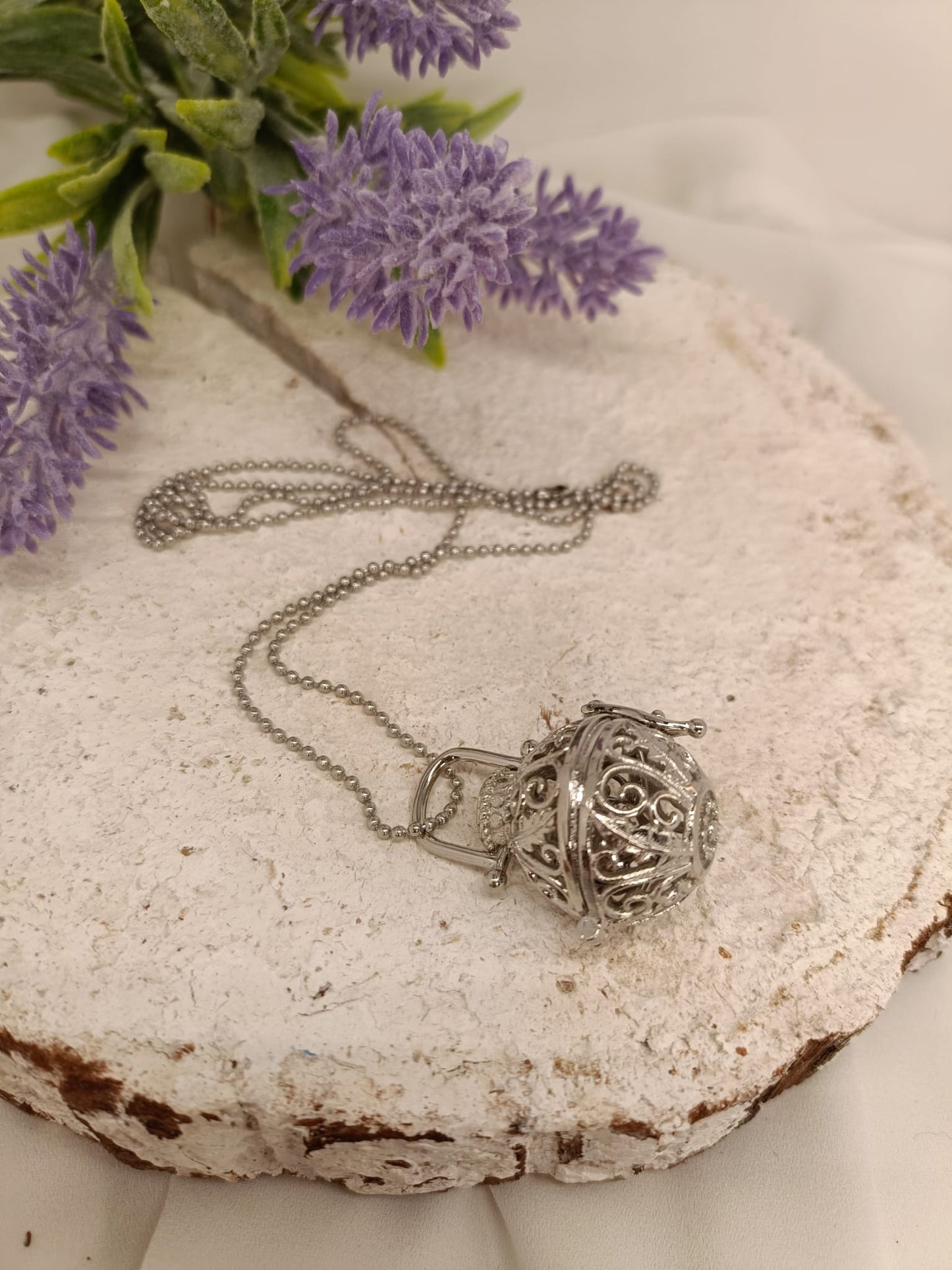 Collana chiama angeli tondo