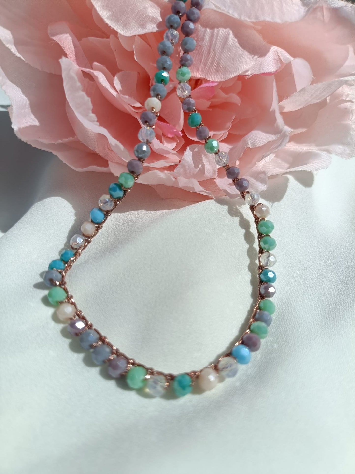 Collana cristalli verde grigio