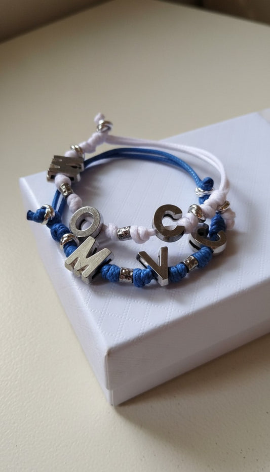 Bracciale iniziali e granelli